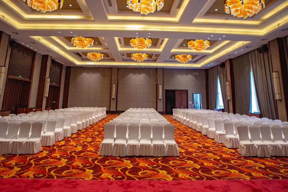 千人会议场地与专业服务 用心助力每一场盛会